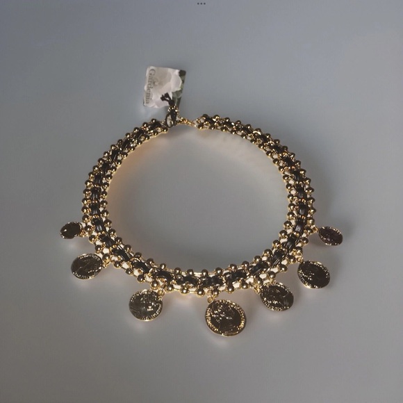 Gardenia Black & Gold Woven Coin necklace - Picture 2 of 6